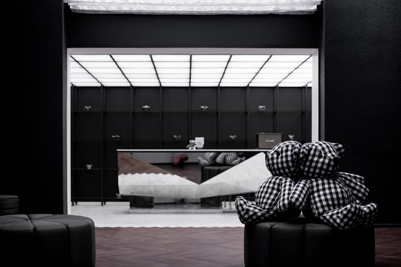 普吉岛福托酒店【SHA Plus+】 布吉 外观 照片 The interior of the gallery