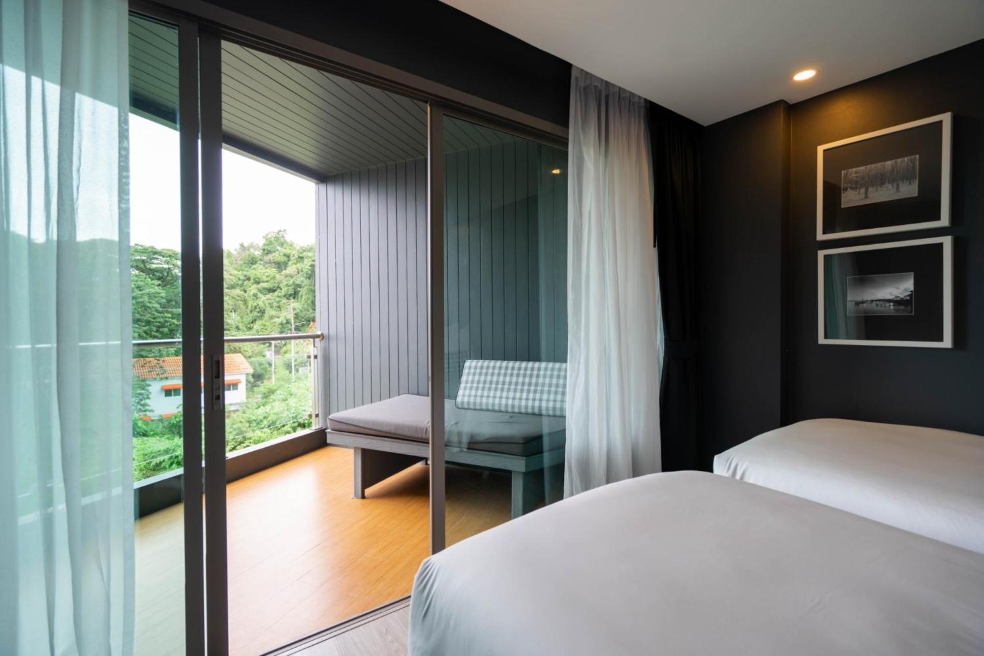 普吉岛福托酒店【SHA Plus+】 布吉 外观 照片 Deluxe Room
